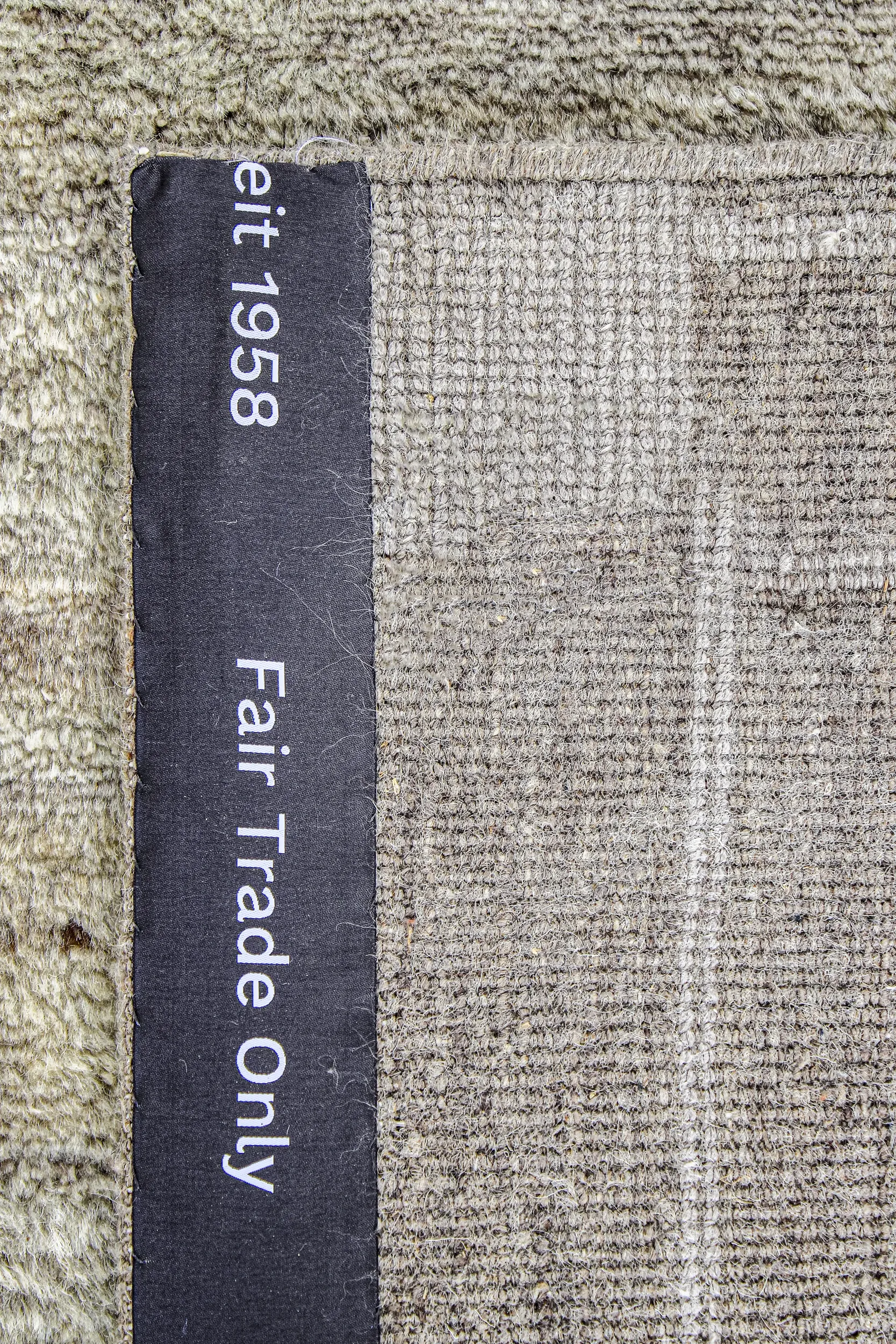 Design-Teppich - Elephant Whisper